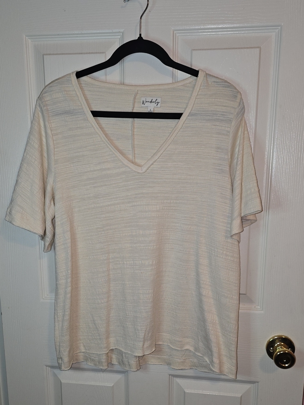 Wonderly Cream V-Neck Short Sleeve Tee